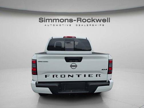 2026 Nissan Frontier SV