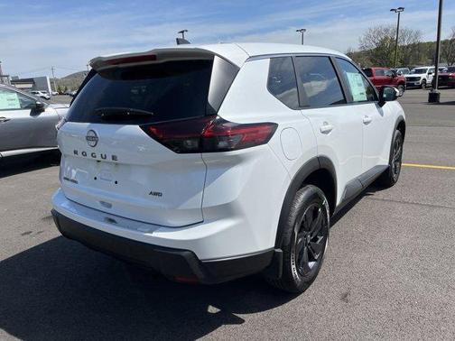 Everest White P 2026 Nissan Rogue SV