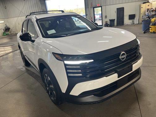 Fresh Powder 2026 Nissan Kicks SV