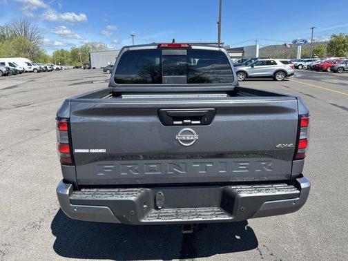 Gun Metallic 2026 Nissan Frontier SV