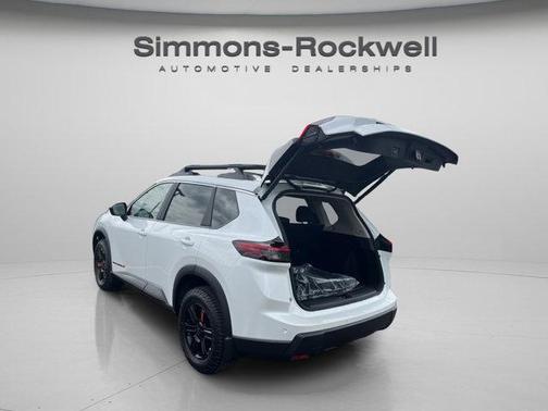 Everest White P 2026 Nissan Rogue Rock Creek