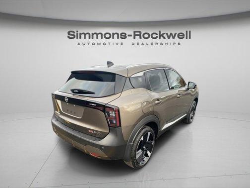 2026 Nissan Kicks SR