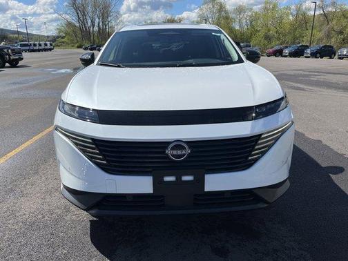 Everest White P 2026 Nissan Murano SL