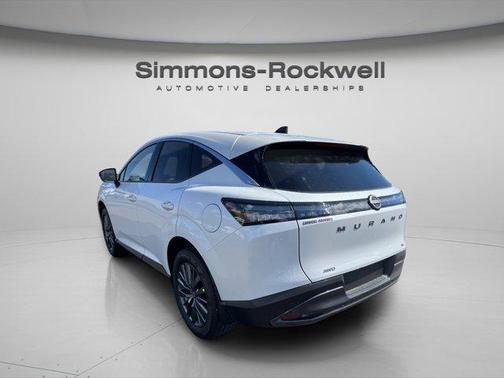 Everest White P 2026 Nissan Murano SL