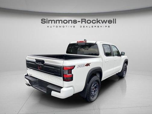 2025 Nissan Frontier PRO-4X