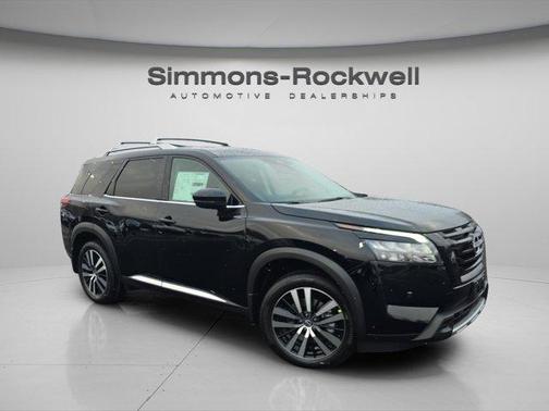 2025 Nissan Pathfinder Platinum