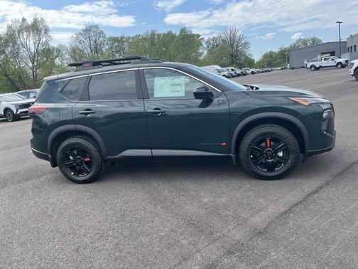 Obsidian Green 2026 Nissan Rogue Rock Creek