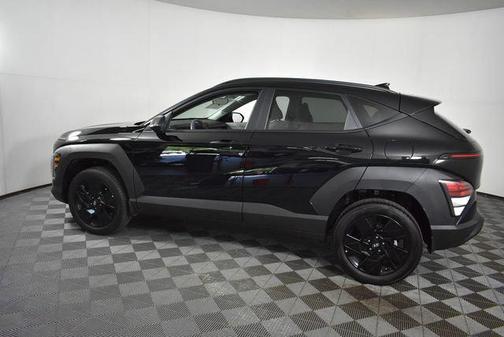 Abyss Black Pearl 2026 Hyundai KONA SEL Sport