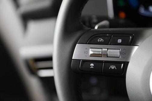 2025 Hyundai SONATA Hybrid SE