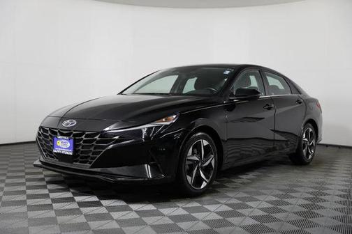 Phantom Black 2021 Hyundai ELANTRA SEL