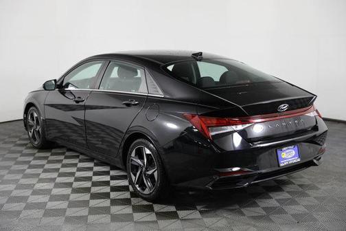 Phantom Black 2021 Hyundai ELANTRA SEL