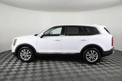 Glacial White Pearl 2021 Kia Telluride LX