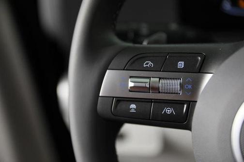 Abyss Black Pearl 2026 Hyundai KONA SEL Premium