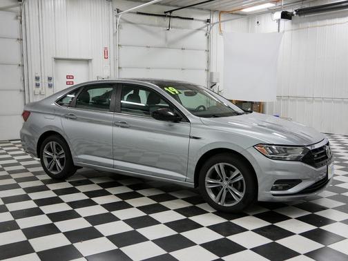 2019 Volkswagen Jetta 1.4T R-Line