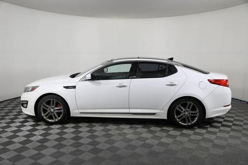 Snow White Pearl 2013 Kia Optima SX