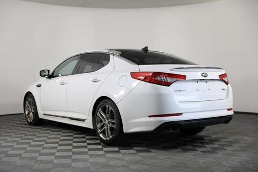 Snow White Pearl 2013 Kia Optima SX