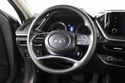 2022 Hyundai SONATA SE