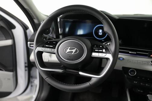 2025 Hyundai ELANTRA HEV Limited