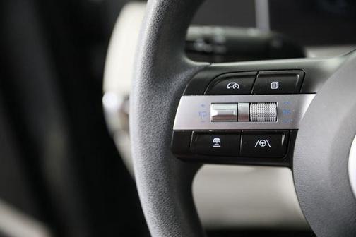 Ecotronic Gray 2025 Hyundai TUCSON SEL