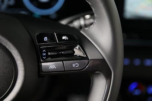 2025 Hyundai ELANTRA HEV SEL Sport