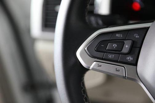 2022 Volkswagen Atlas 3.6L SE w/Technology
