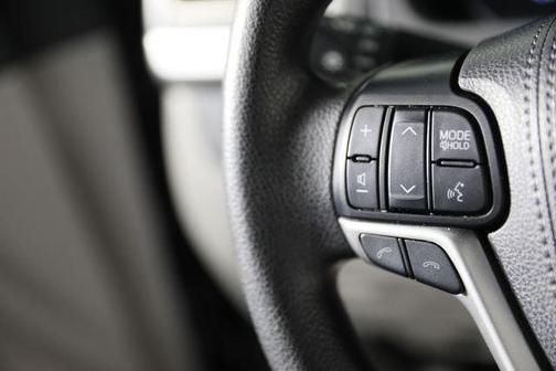 Predawn Gray Mica 2019 Toyota Highlander LE I4