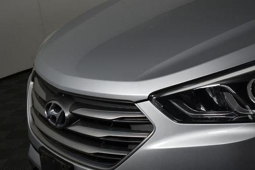 Sparkling Silver 2017 Hyundai Santa Fe Sport 2.4L