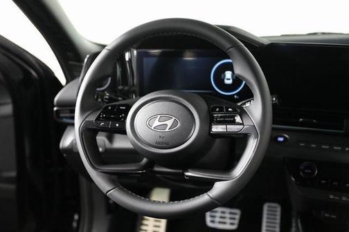 2025 Hyundai ELANTRA HEV SEL Sport