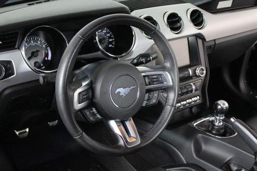 2015 Ford Mustang EcoBoost Premium