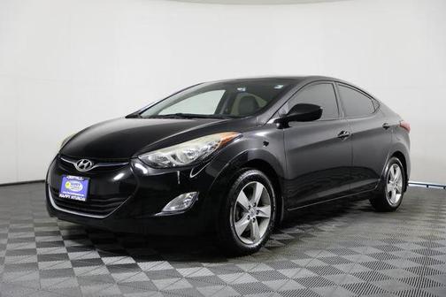 Black Diamond 2013 Hyundai ELANTRA GLS