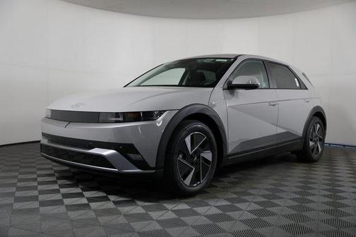 2025 Hyundai IONIQ 5 SE