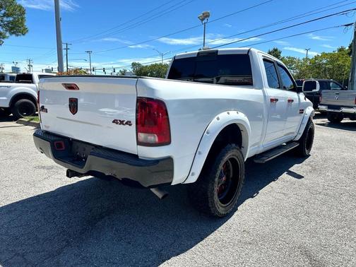 2015 RAM 1500 SLT