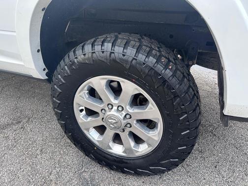 2019 RAM 2500 Laramie Crew Cab 4x4 8' Box