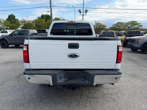 Oxford White 2015 Ford F-250 Lariat