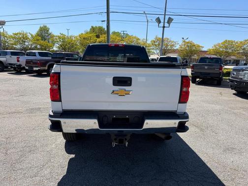 White 2019 Chevrolet Silverado 2500 LTZ
