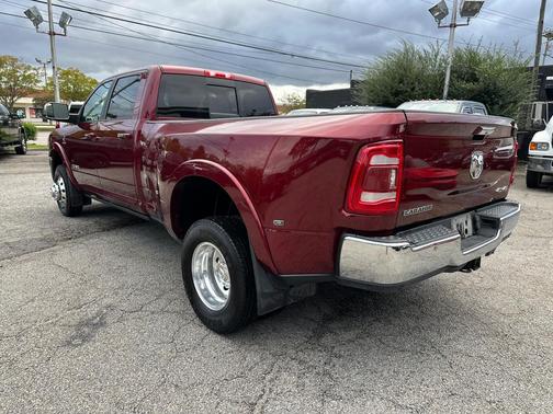 2020 RAM 3500 Laramie Crew Cab 4x4 8' Box