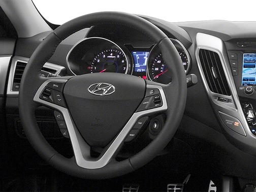 Ultra Black Pearl 2013 Hyundai Veloster Base