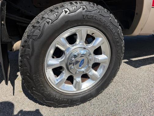 Ruby Red Metallic Tinted Clearcoat 2014 Ford F-350 Lariat