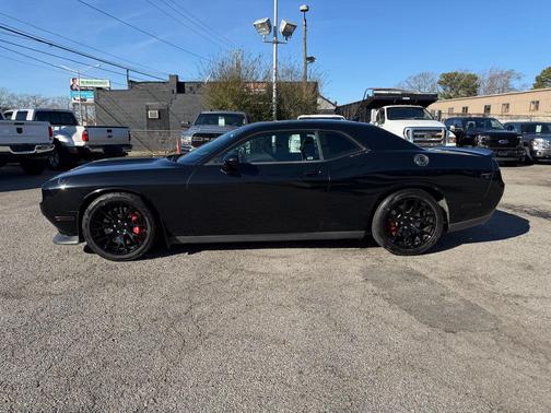 2016 Dodge Challenger SRT 392