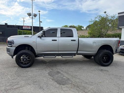 Billet Silver Metallic Clearcoat 2021 RAM 3500 Tradesman Crew Cab 4x4 8' Box