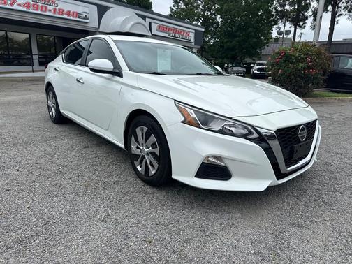 2020 Nissan Altima S FWD