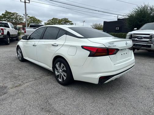 2020 Nissan Altima S FWD
