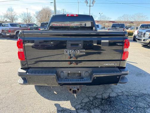 2015 GMC Sierra 2500 Denali