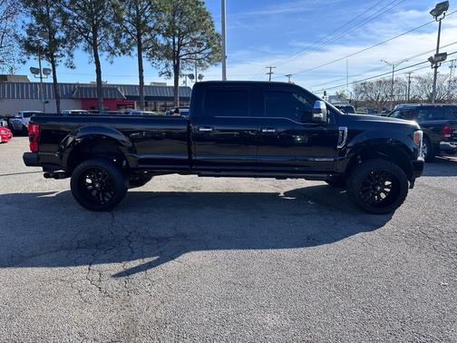 Shadow Black 2017 Ford F-350 Platinum