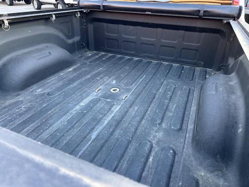 2017 RAM 2500 Laramie Mega Cab 4x4 6'4' Box