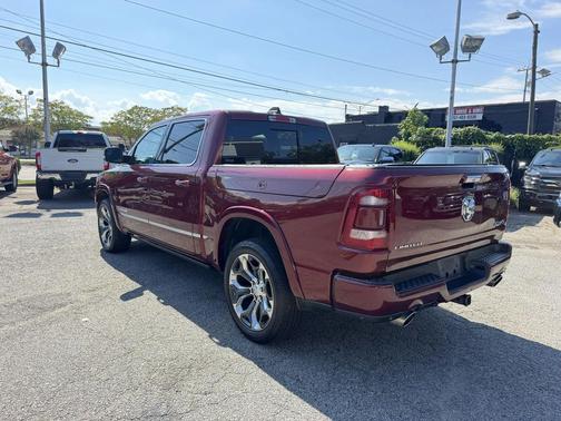 Delmonico Red Pearlcoat 2020 RAM 1500 Limited