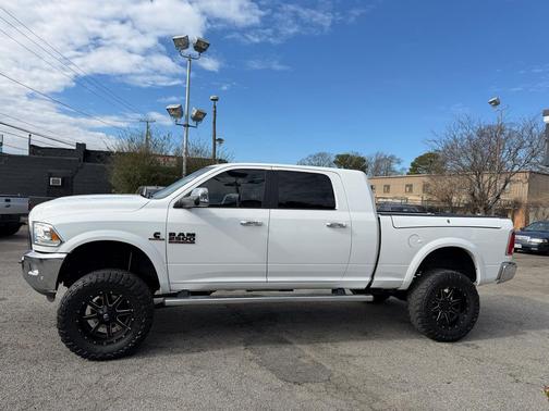 2017 RAM 2500 Laramie Mega Cab 4x4 6'4' Box