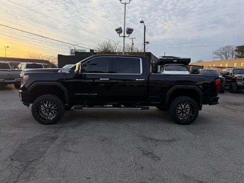 2020 GMC Sierra 2500 Denali