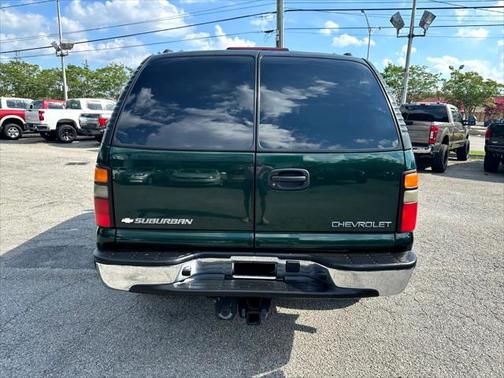 2004 Chevrolet Suburban 2500 LS