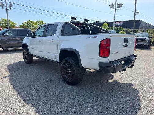 Summit White 2019 Chevrolet Colorado ZR2
